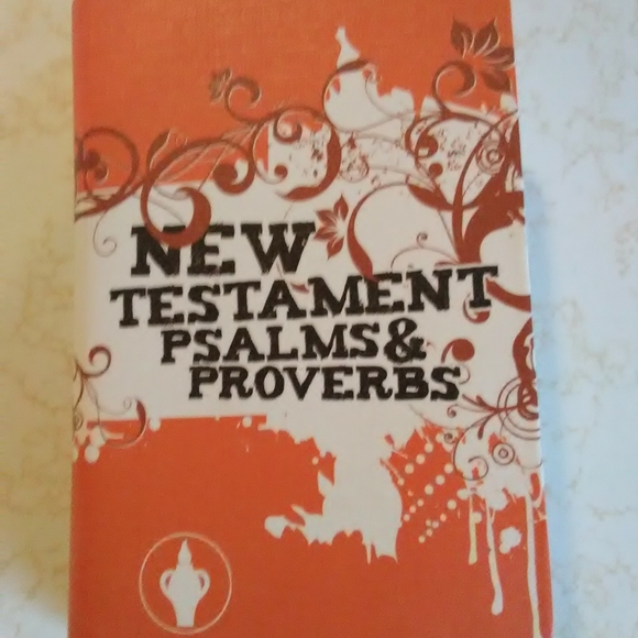 Free! New Testament with Psalms & Proverbs - Picture 1 of 1